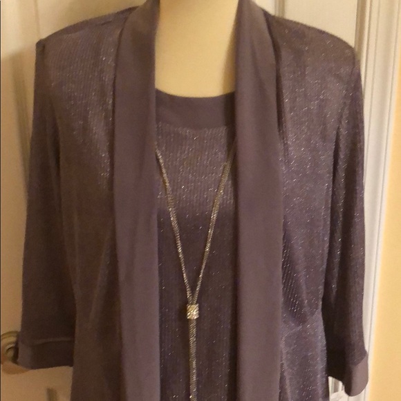 Set - Picture 2 of 8